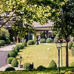 Schloss Seefels 5*