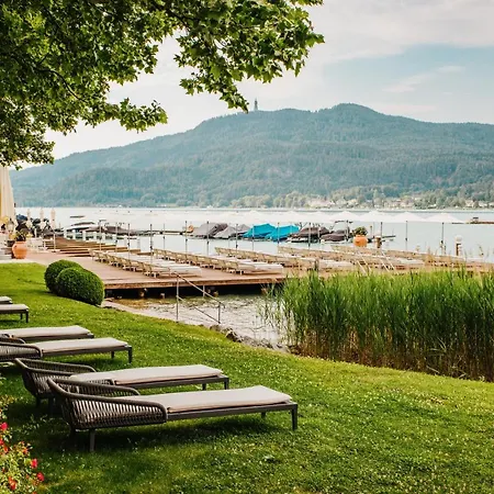호텔 슐로스 제펠스 Pörtschach am Wörthersee