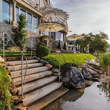 Schloss Seefels Hotel